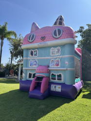 Gabbys Dollhouse